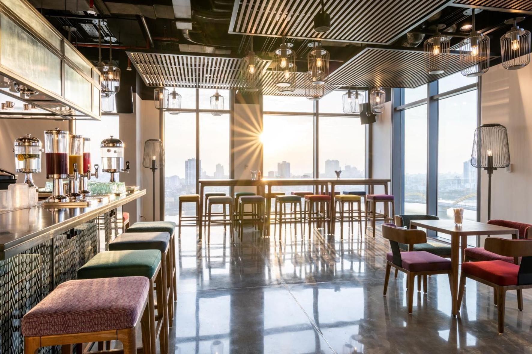 Wink Hotel Danang Centre - 24Hrs Lifestyle Stay Exteriör bild